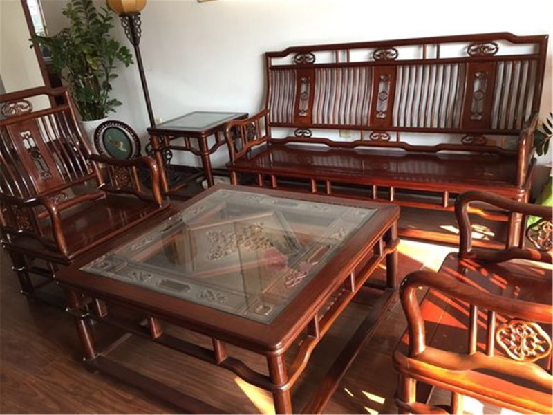缅甸花梨家具：古典与现代的结合